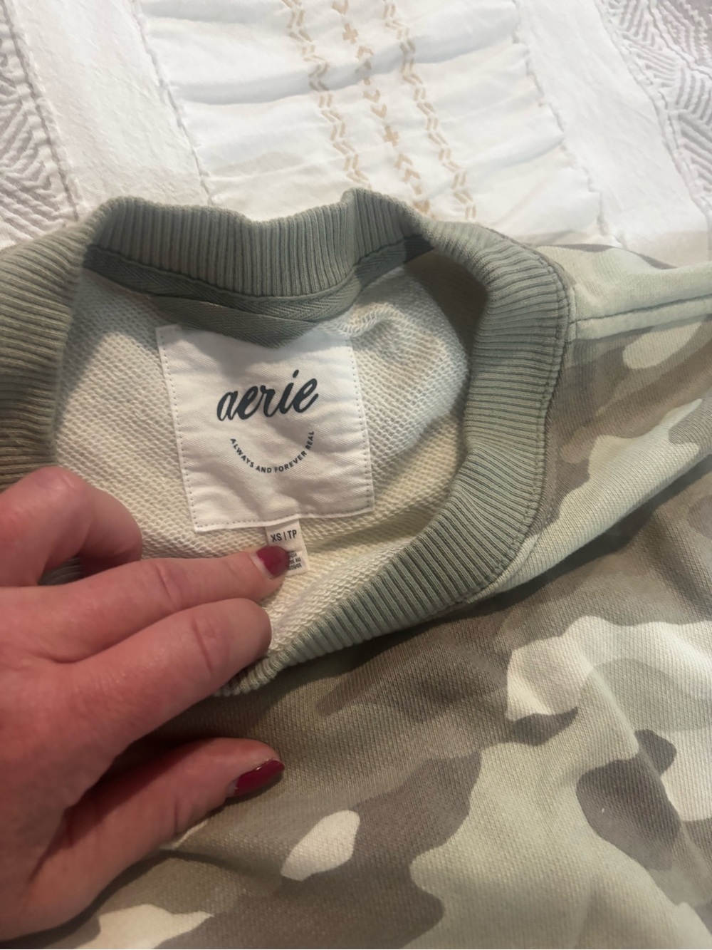 aerie Olive and Cream Camo Lounge Set - Picture 2 of 6